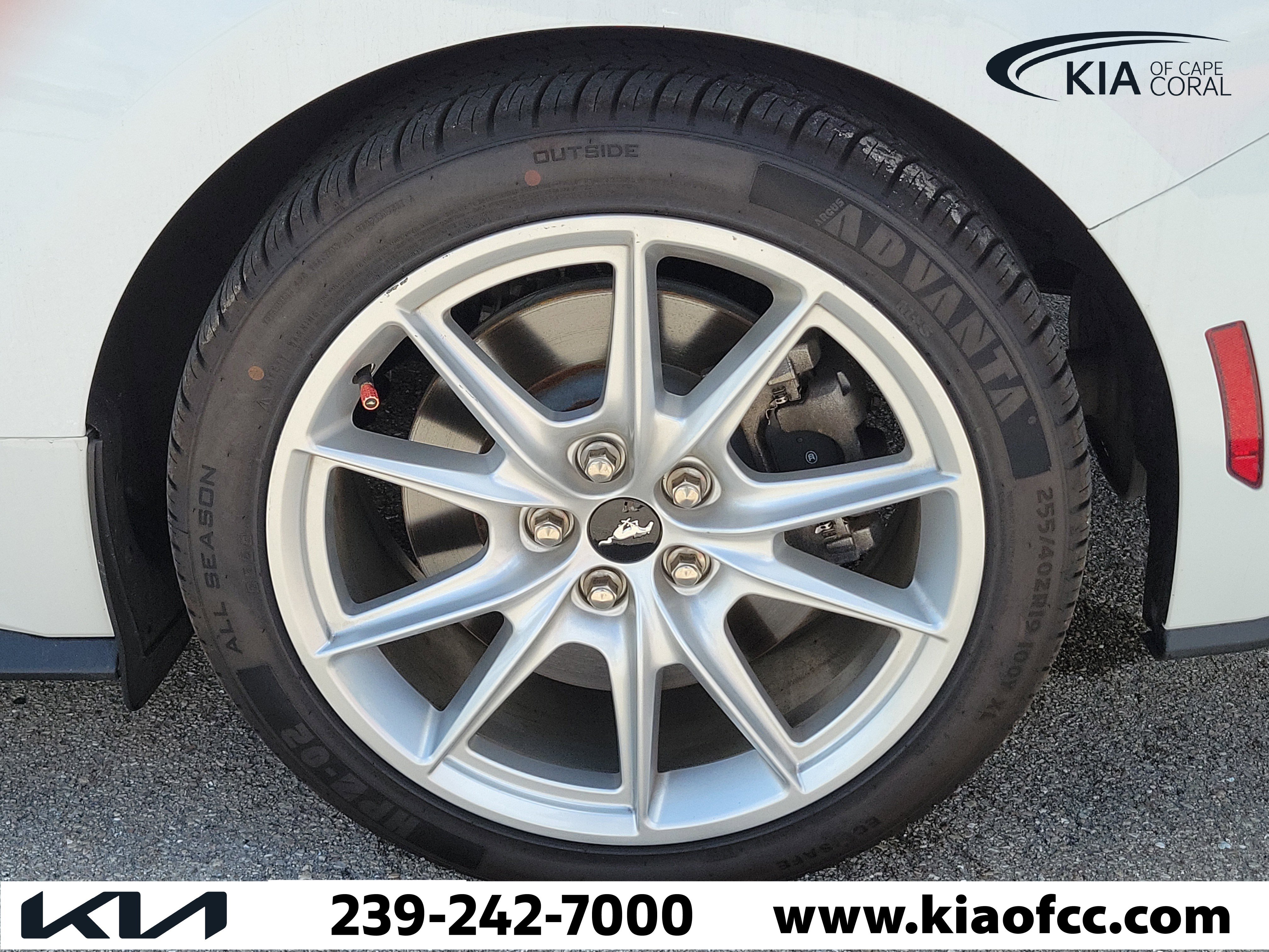 Used 2024 Ford Mustang GT Premium RWD image 9