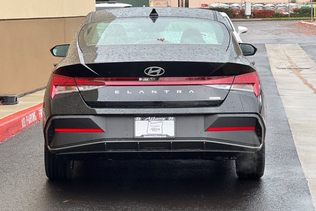 New 2026 Hyundai Elantra Blue image 6