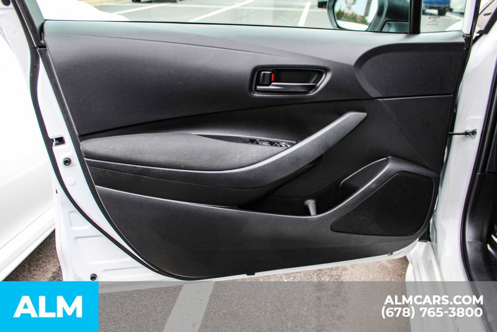 Used 2023 Toyota Corolla LE image 35