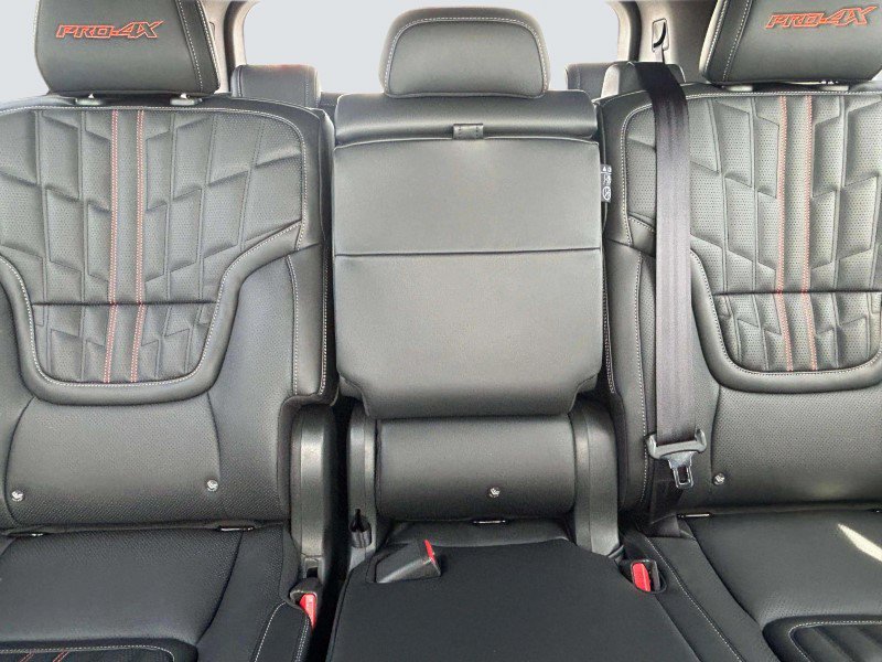 New 2025 Nissan Armada PRO-4X AWD/4WD image 23