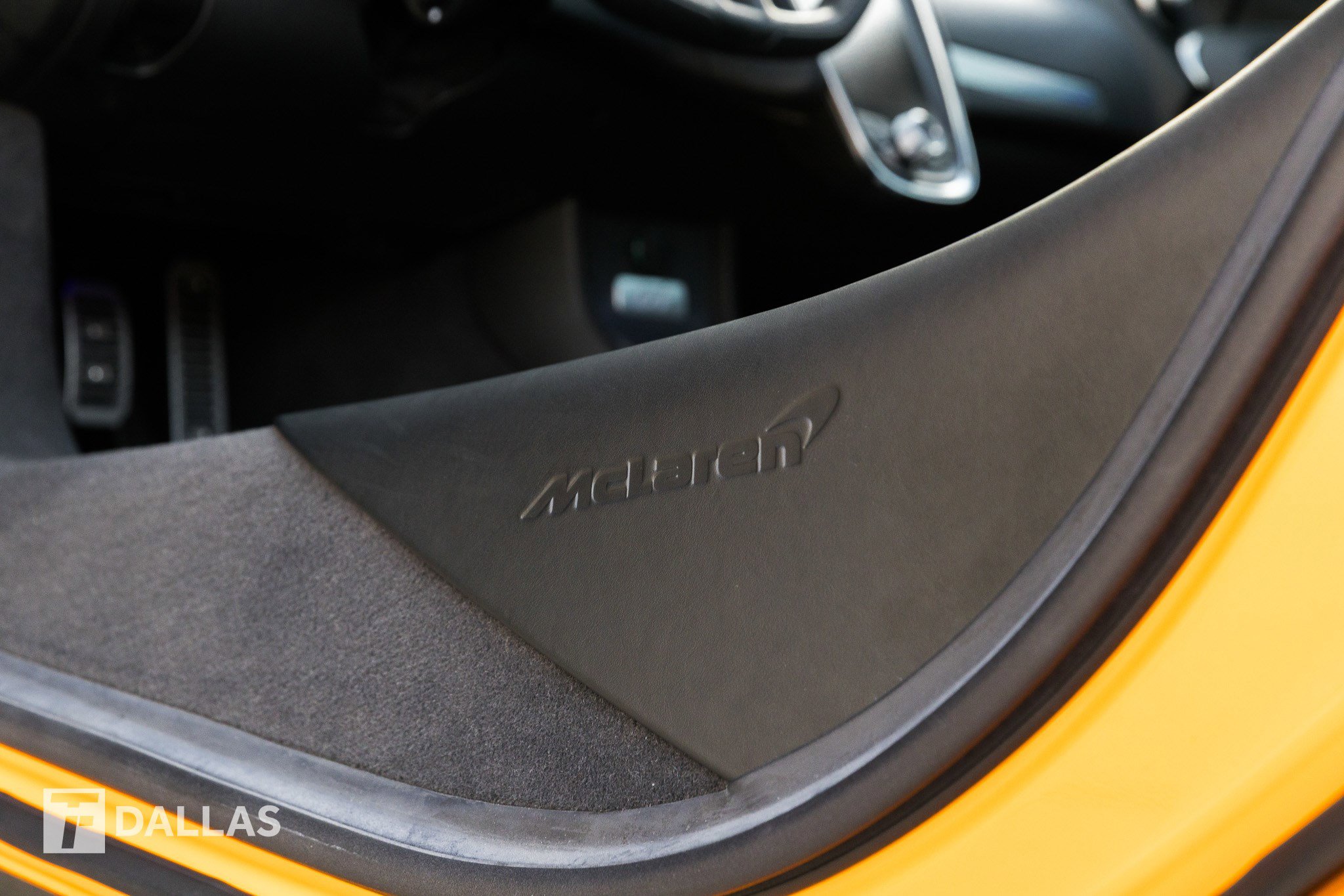 Used 2023 McLaren GT image 19