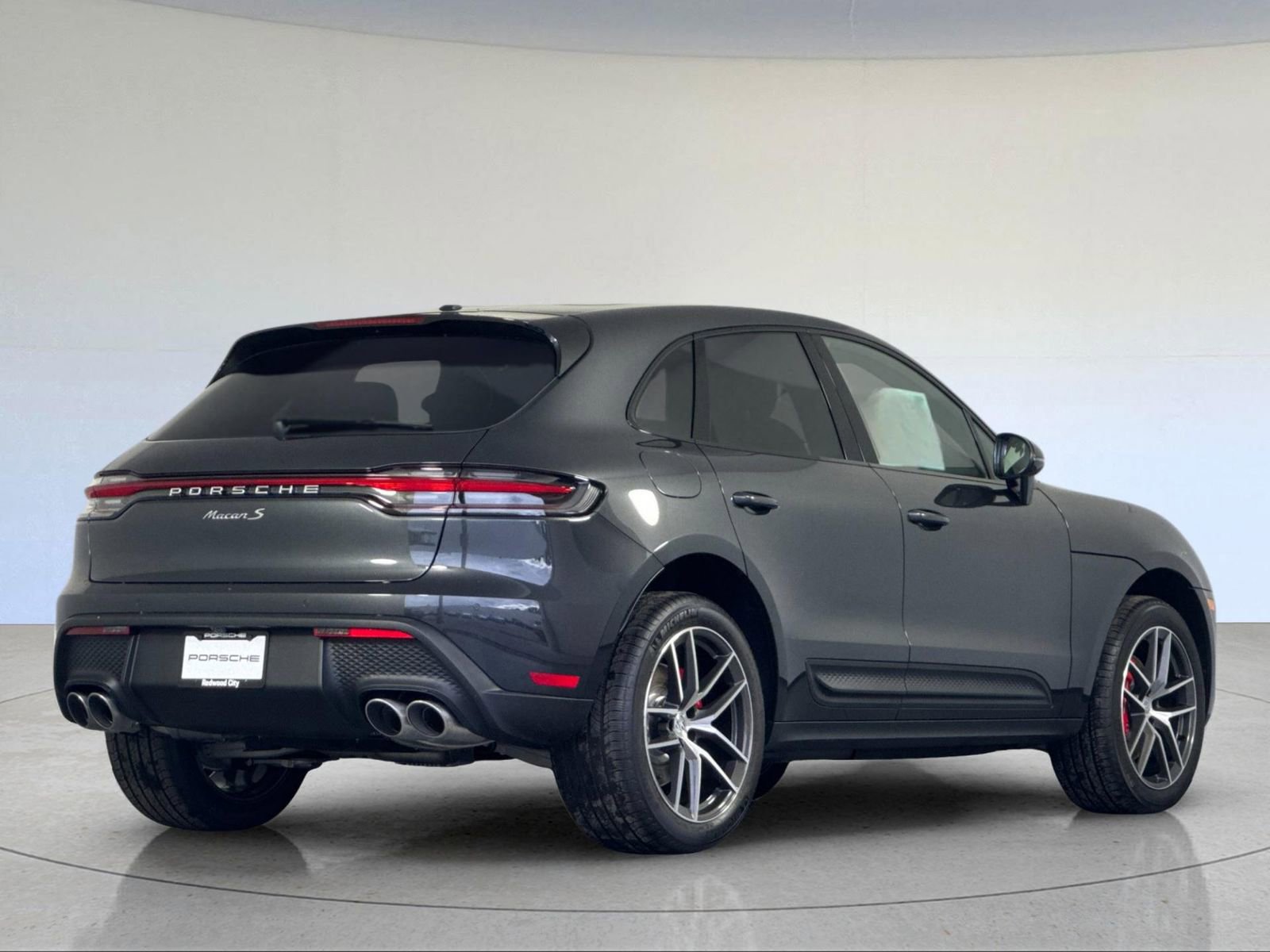 New 2026 Porsche Macan S image 8