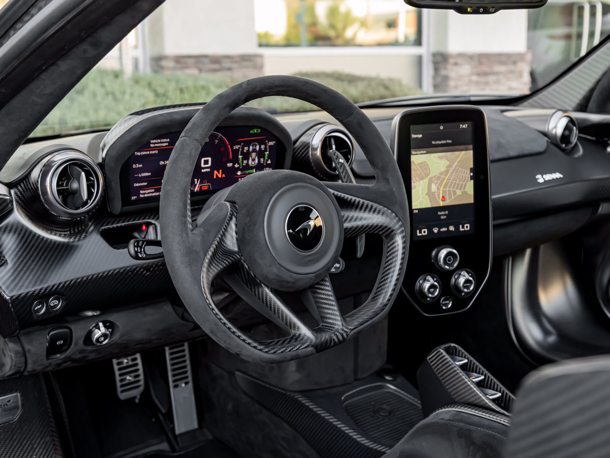 Used 2019 McLaren Senna RWD image 22