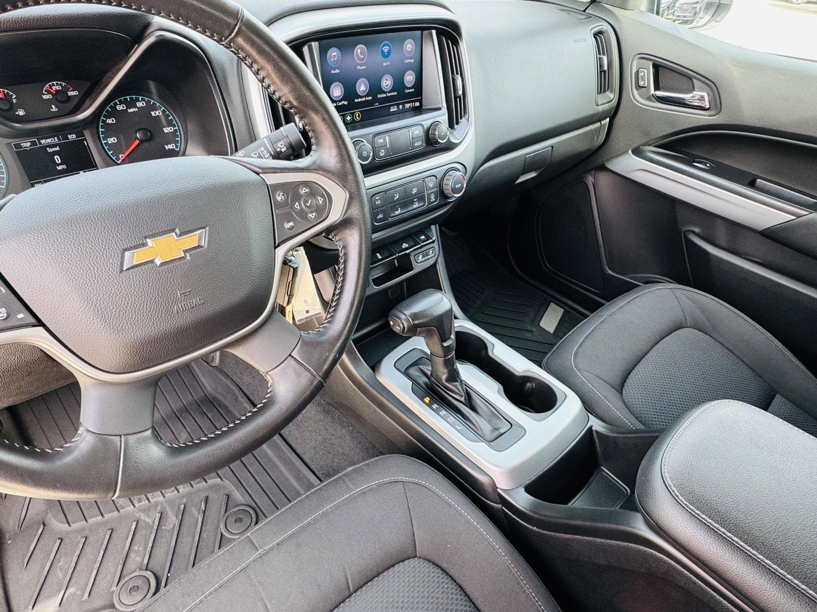 Used 2021 Chevrolet Colorado LT w/ LT Convenience Package image 12