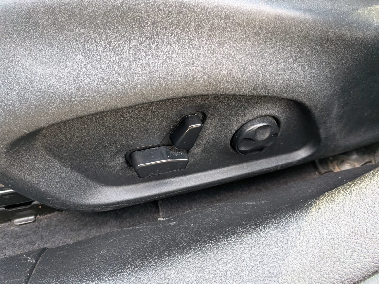 Used 2019 Jeep Compass Limited AWD/4WD image 25