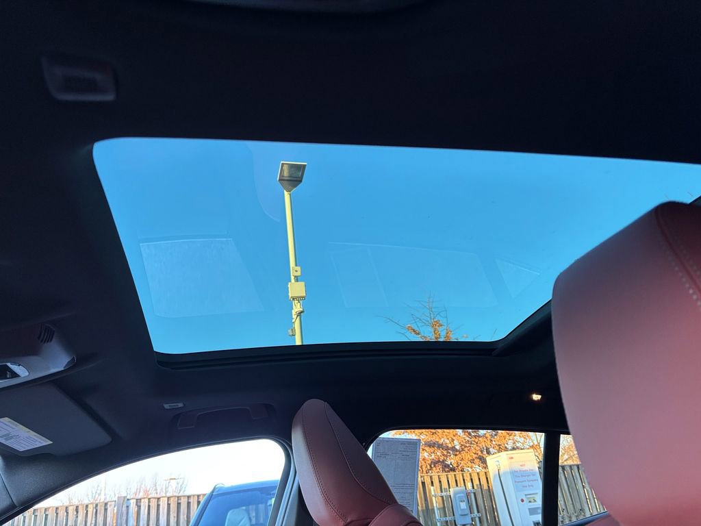 New 2026 BMW X2 xDrive28i image 8