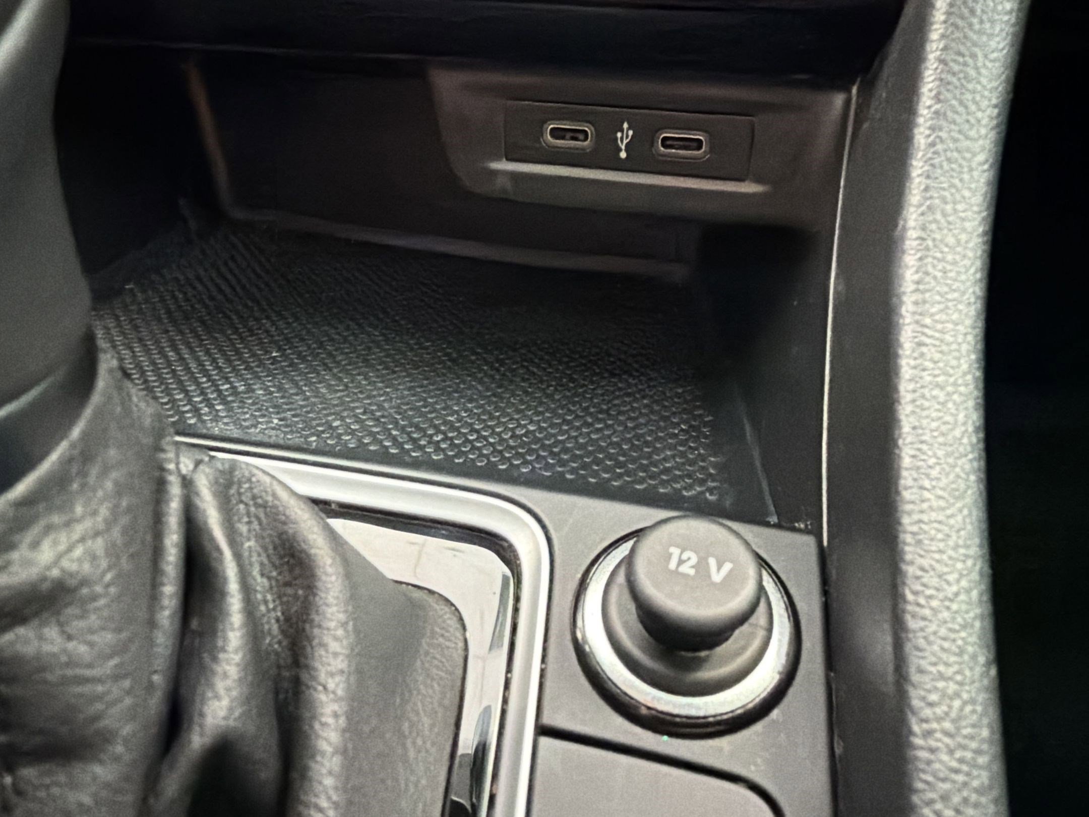 Used 2020 Volkswagen Jetta SE FWD image 31
