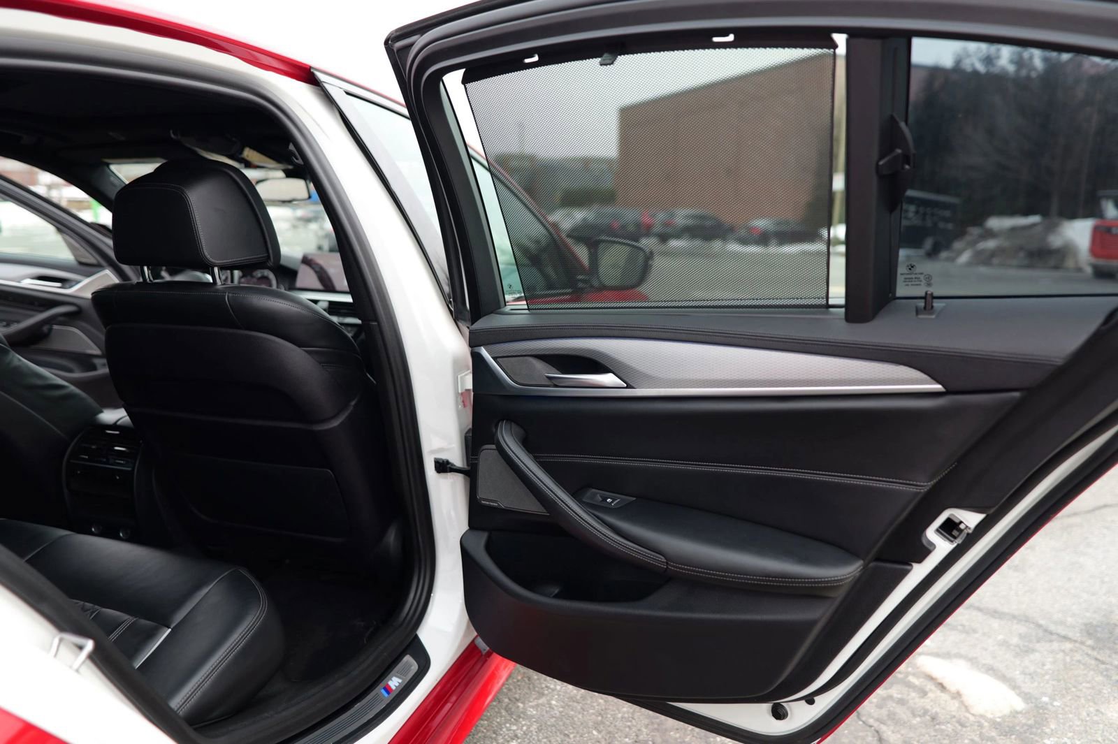 Used 2018 BMW M550i xDrive image 28