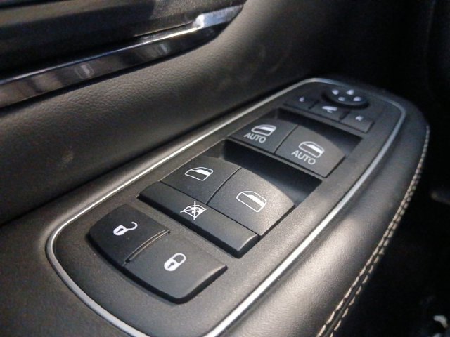 Used 2023 RAM 1500 Limited w/ Body Color Bumper Group AWD/4WD image 11