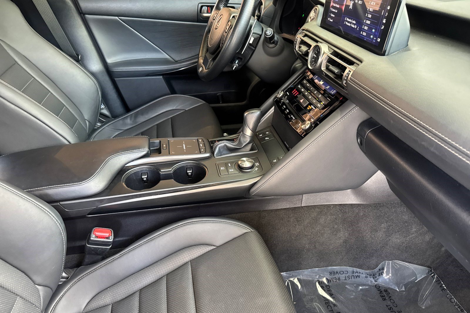 Certified 2022 Lexus IS 350 F Sport w/ Navigation Package RWD image 19