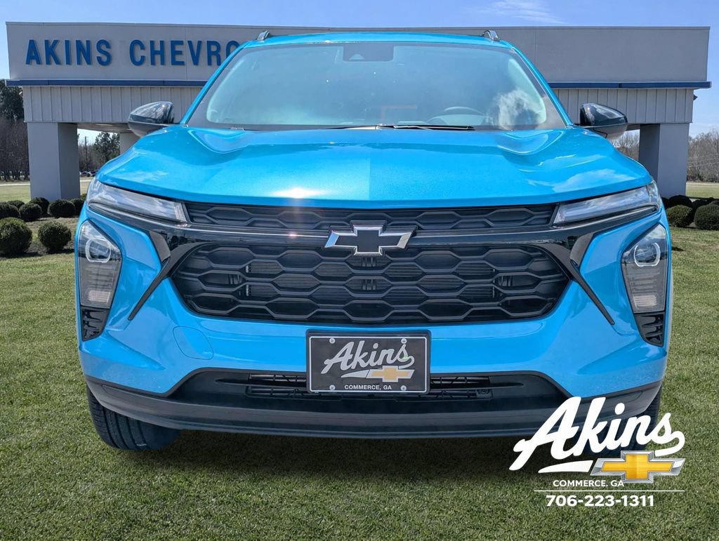 New 2026 Chevrolet Trax LT w/ Sunroof Package FWD image 8