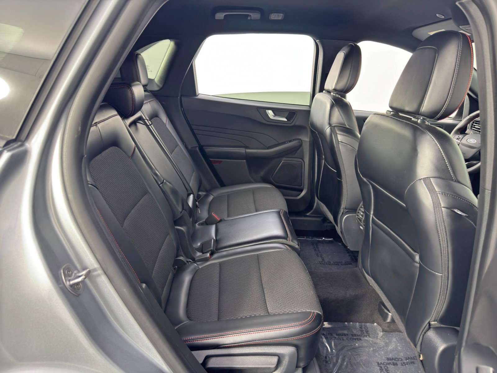 Used 2024 Ford Escape ST-Line w/ Tech Pack #1 AWD/4WD image 32