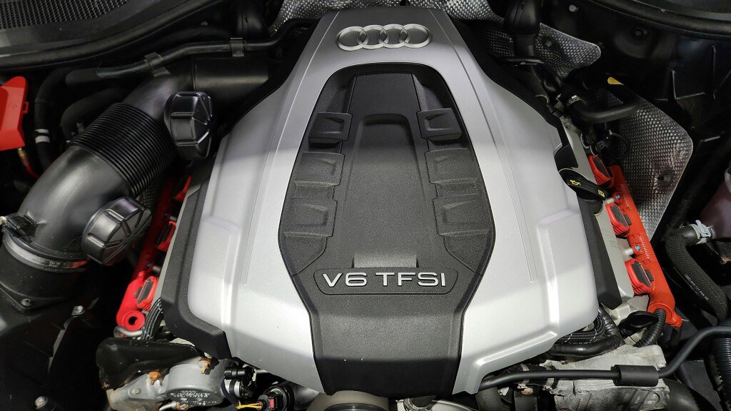 Used 2015 Audi A8 L 3.0T w/ Premium Package image 31