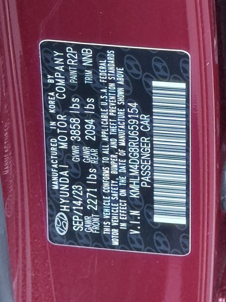 Used 2024 Hyundai Elantra SEL image 35