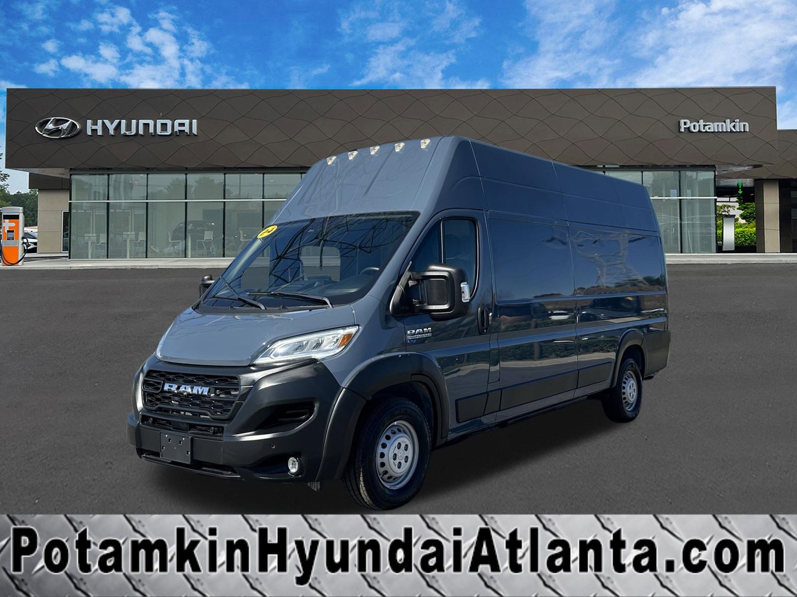 Used 2024 RAM ProMaster 3500 image 1