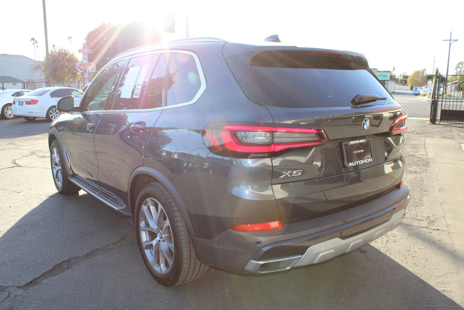 Used 2022 BMW X5 sDrive40i w/ Premium Package image 14
