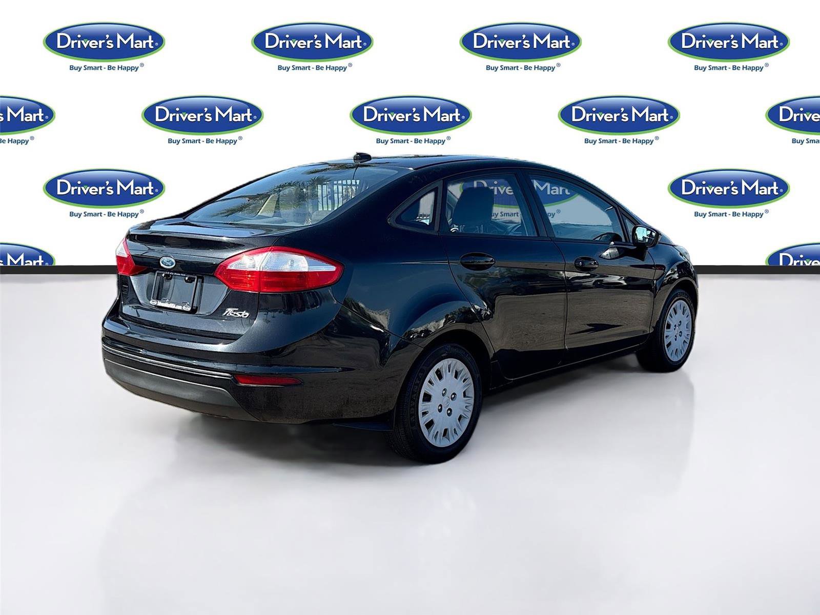 Used 2015 Ford Fiesta S image 7