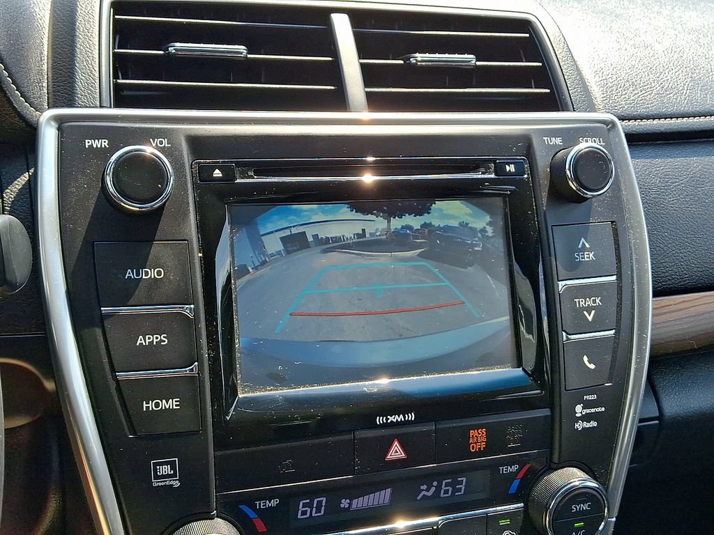 Used 2017 Toyota Camry XLE FWD image 17