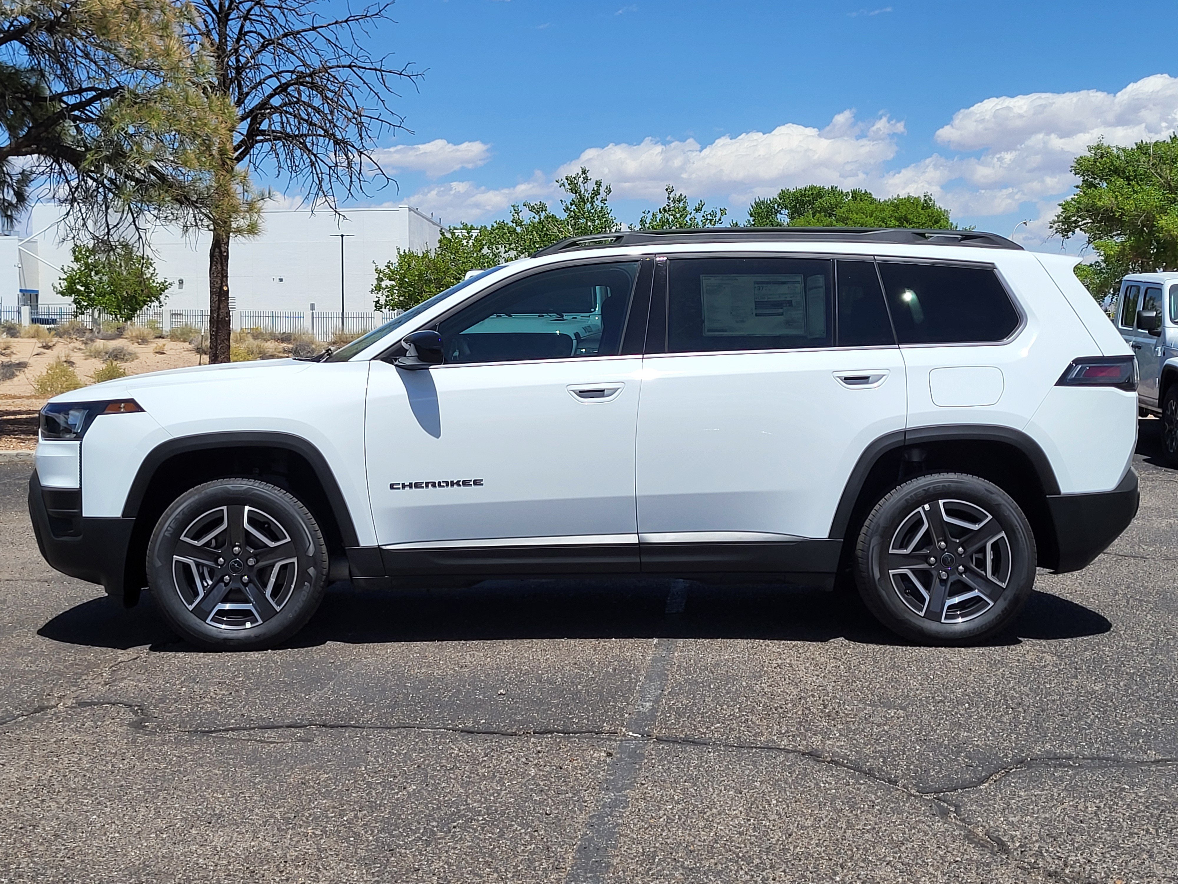 New 2026 Jeep Cherokee Laredo AWD/4WD image 4