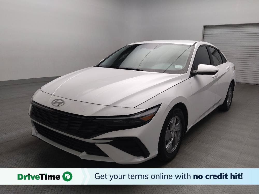 Used 2024 Hyundai Elantra SE FWD image 1
