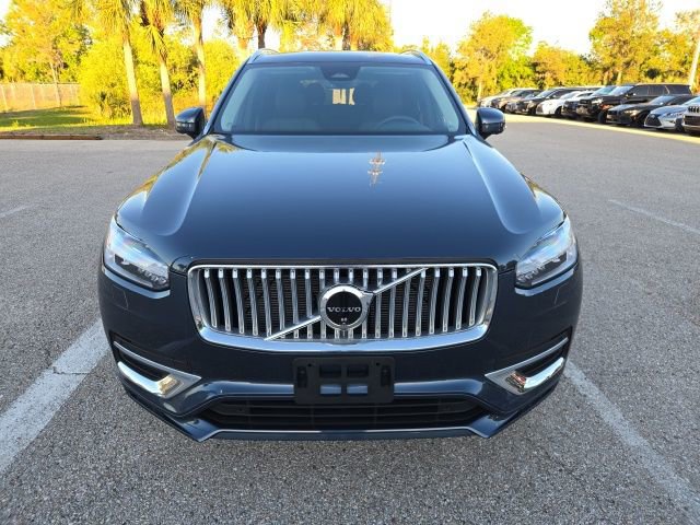 Used 2025 Volvo XC90 B5 Plus w/ Protection Package Premier image 8