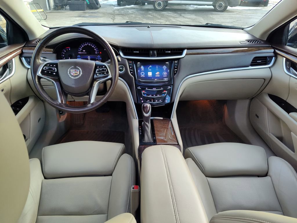 Used 2014 Cadillac XTS Luxury w/ Driver Awareness Package image 10