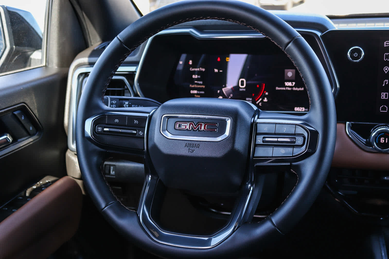 Used 2026 GMC Canyon AT4 AWD/4WD image 17