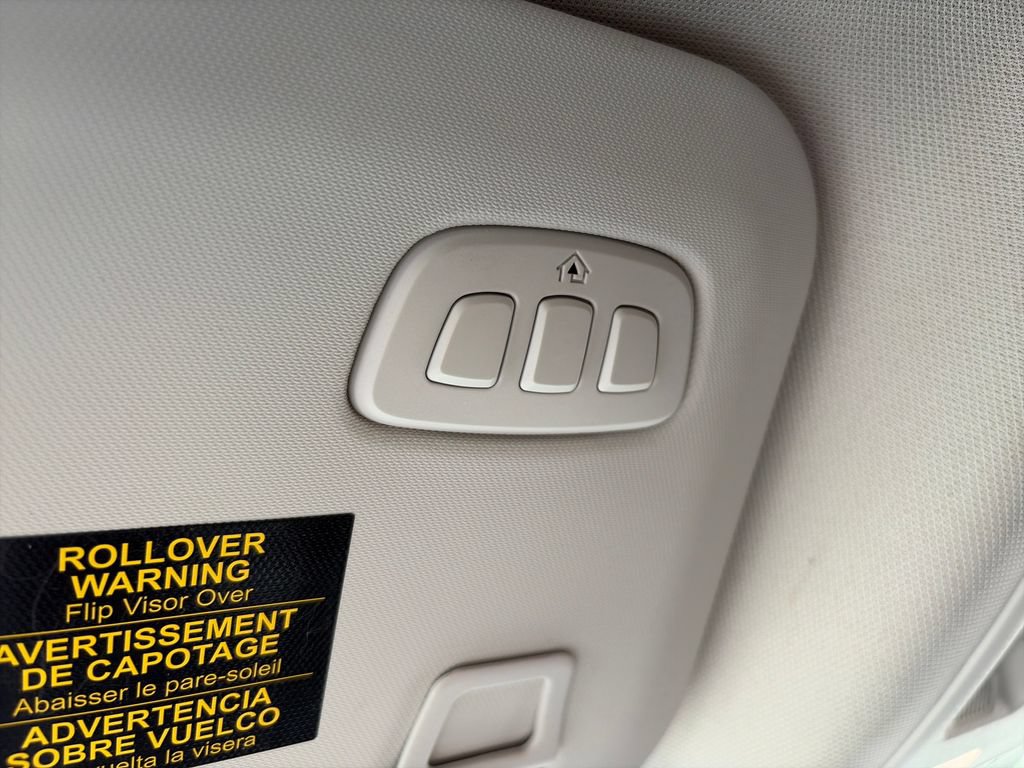 Used 2024 Ford Escape Platinum w/ Premium Technology Package AWD/4WD image 25