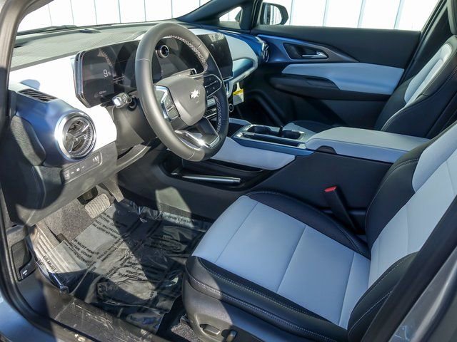 New 2026 Chevrolet Equinox EV LT FWD image 13