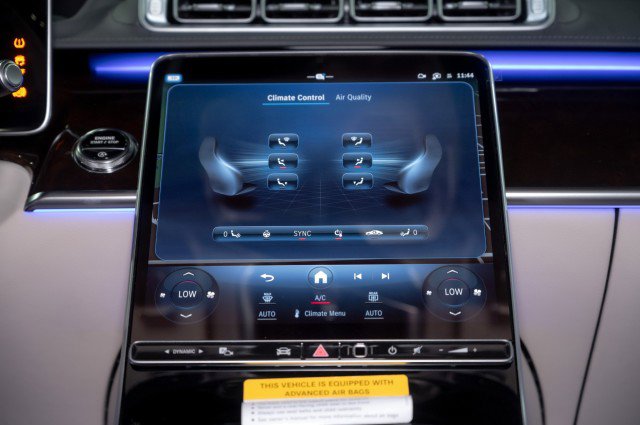 New 2026 Mercedes-Benz S 500 4MATIC image 18