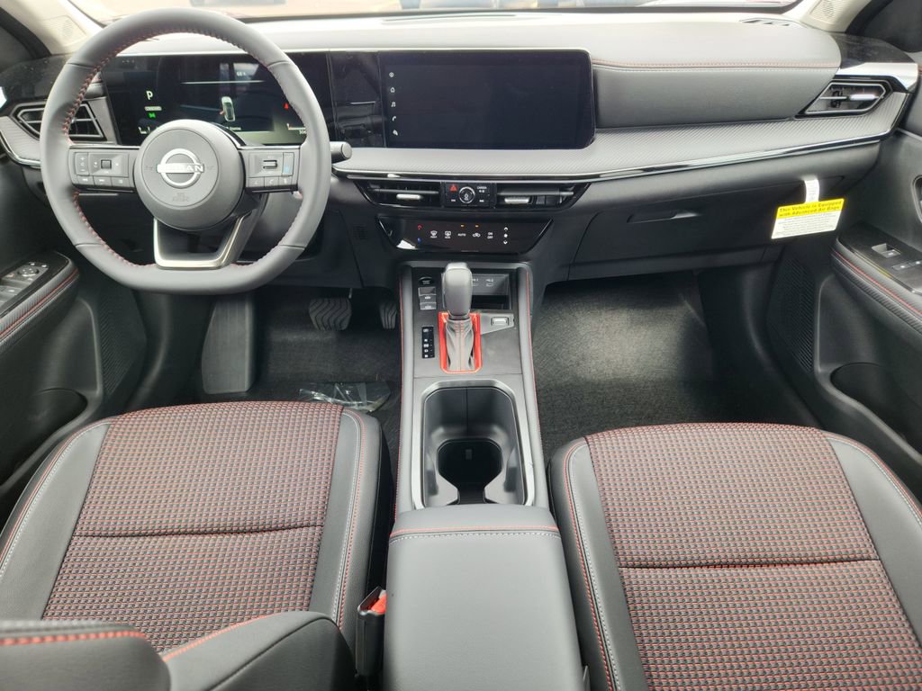 New 2025 Nissan Kicks SR image 10