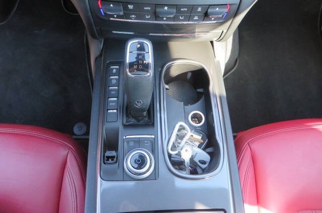 Used 2019 Maserati Ghibli S Q4 AWD/4WD image 17