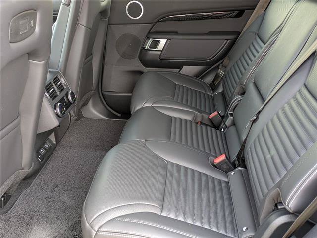 Certified 2026 Land Rover Discovery S AWD/4WD image 17