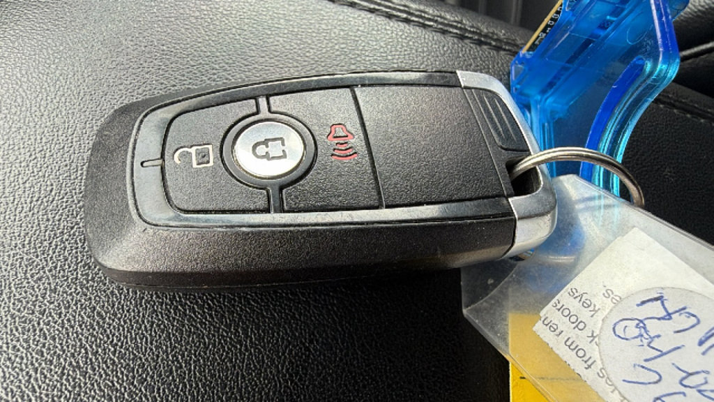 Used 2024 Ford Edge SEL AWD/4WD image 29