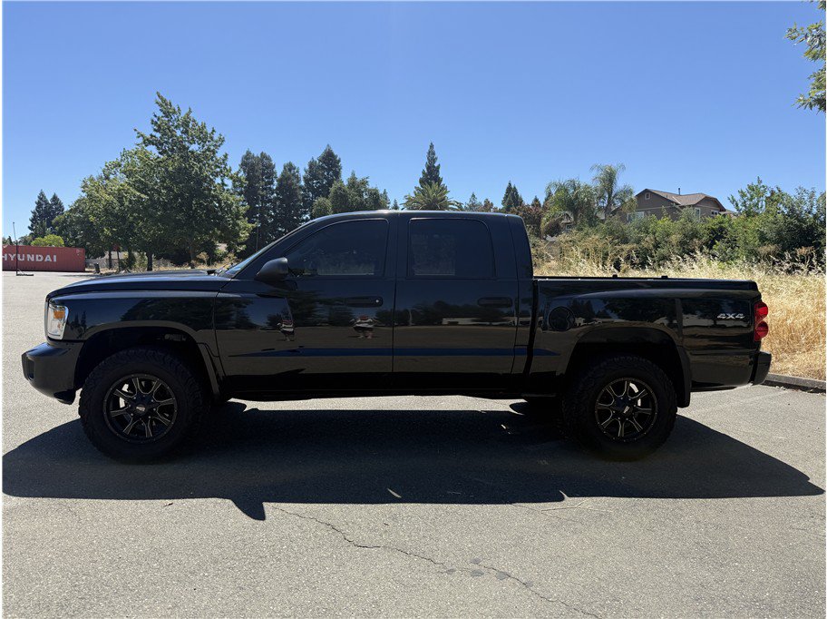 Used 2011 Dodge Dakota Big Horn AWD/4WD image 2