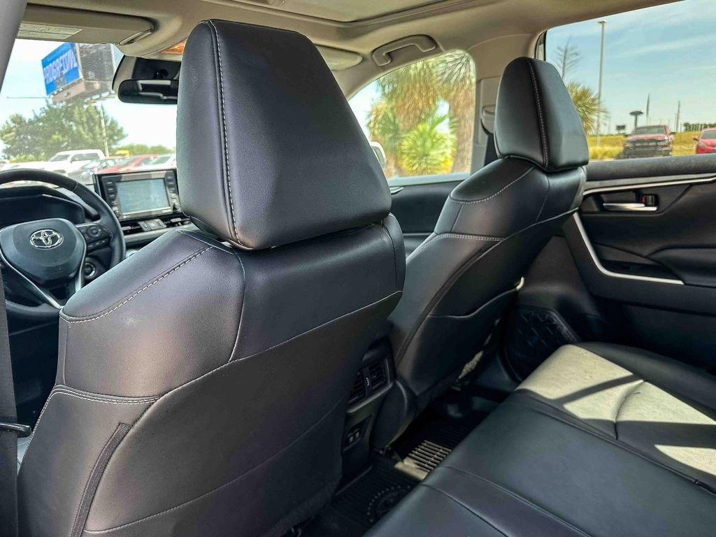 Used 2021 Toyota RAV4 XLE Premium FWD image 18