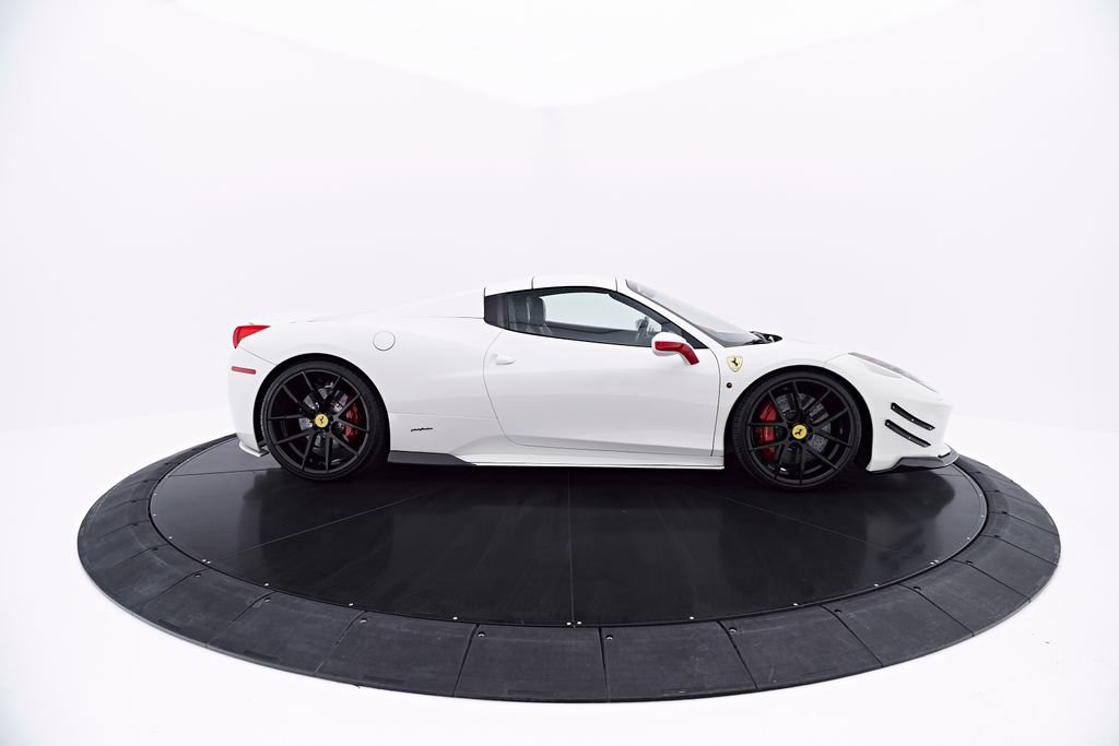 Used 2014 Ferrari 458 Spider RWD image 24