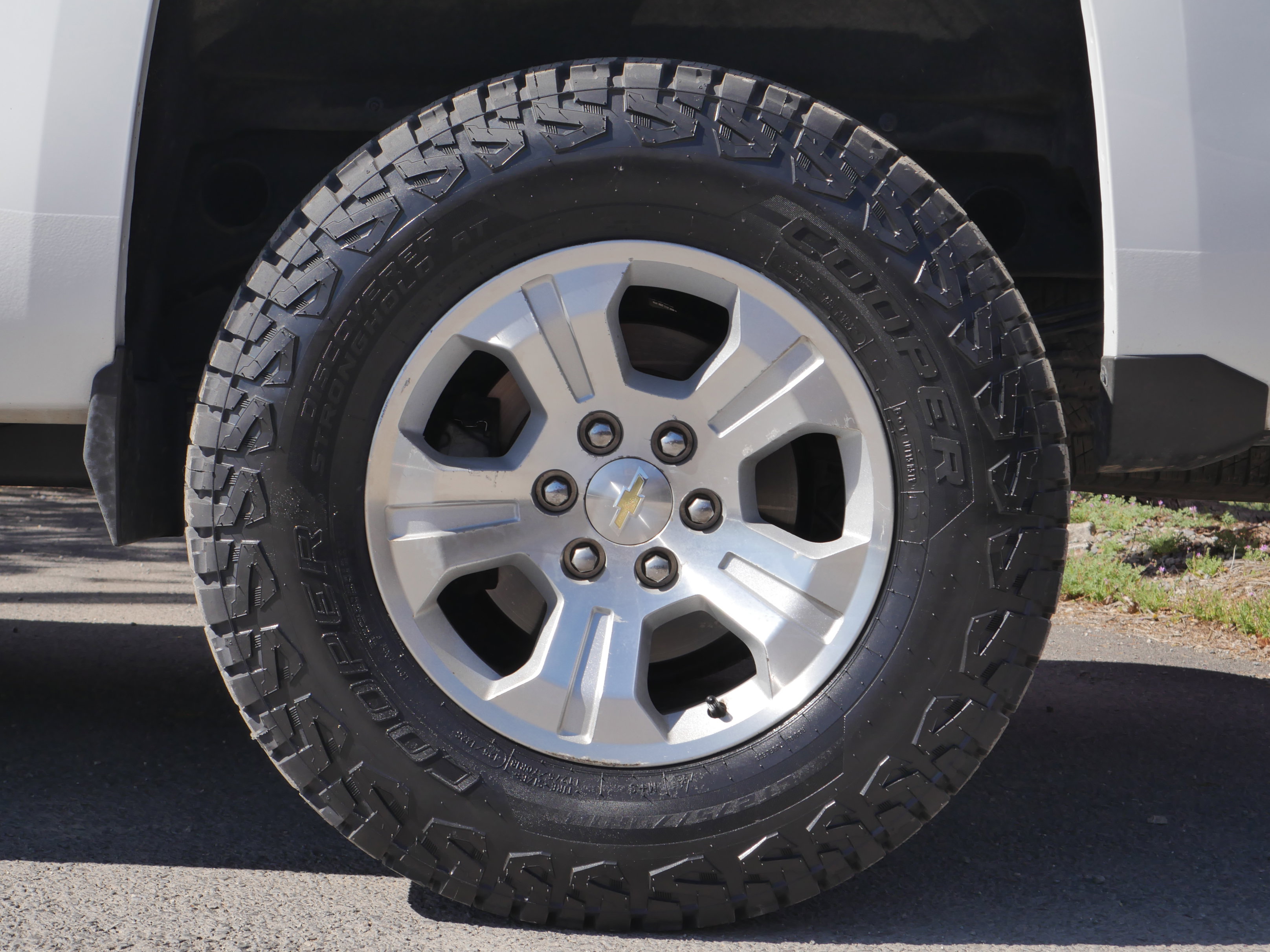 Used 2016 Chevrolet Silverado 1500 LT w/ All Star Edition AWD/4WD image 14