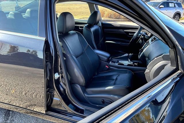 Used 2018 Nissan Altima 3.5 SL image 25