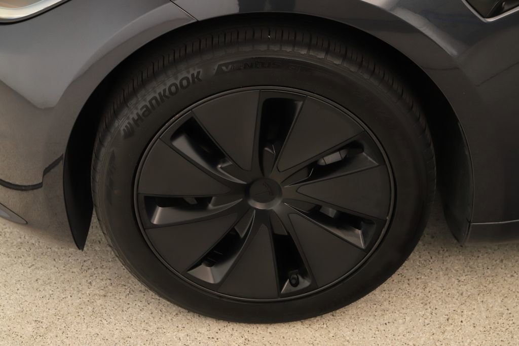 Used 2024 Tesla Model 3 Standard Range RWD image 33