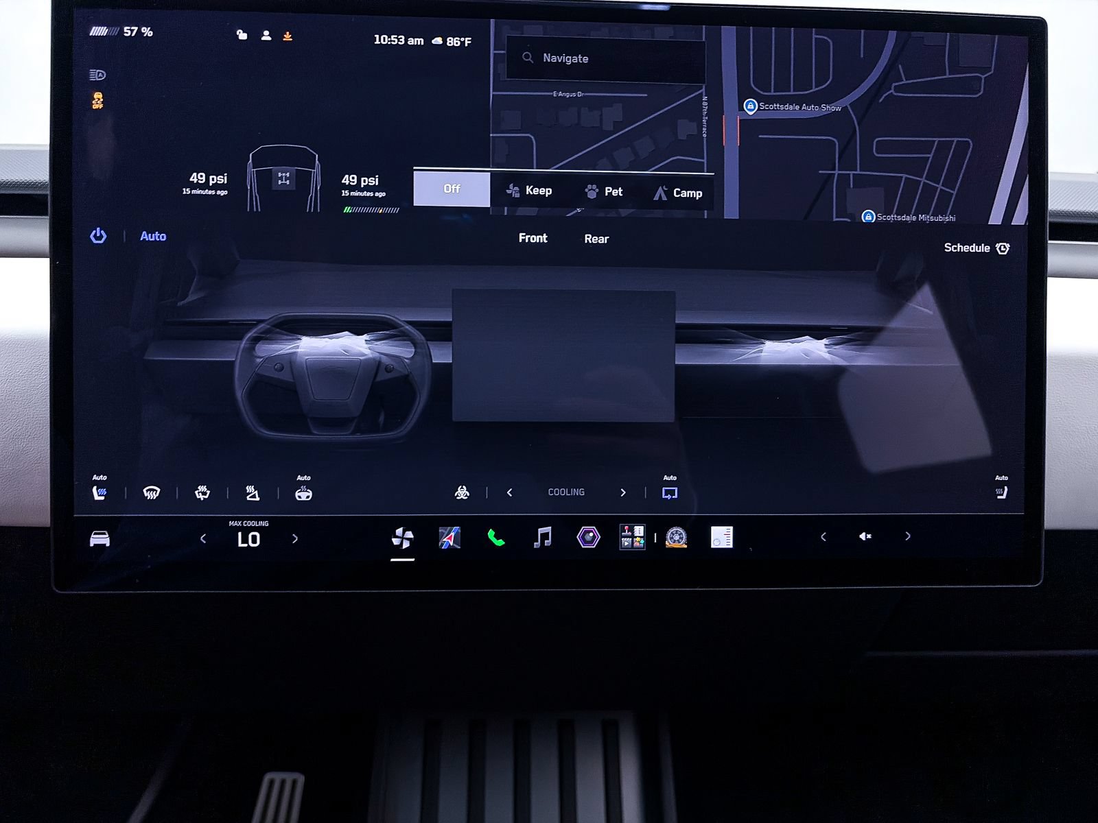 Used 2024 Tesla Cybertruck AWD Crew Cab image 30