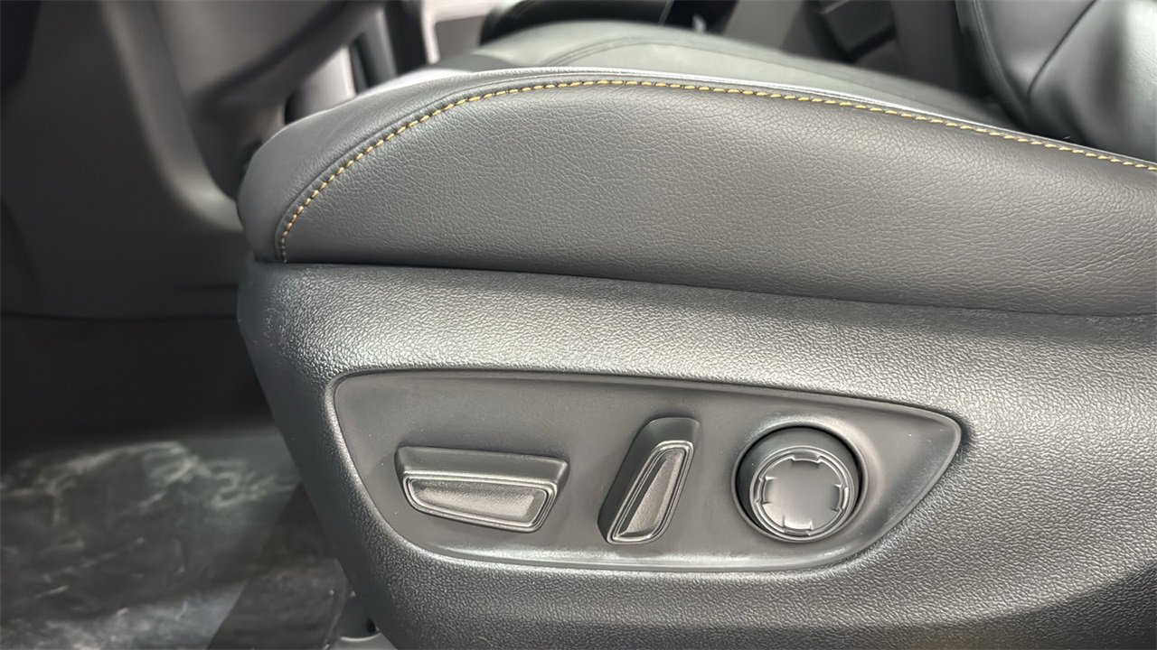 New 2026 Toyota Sienna XLE Woodland Edition image 14