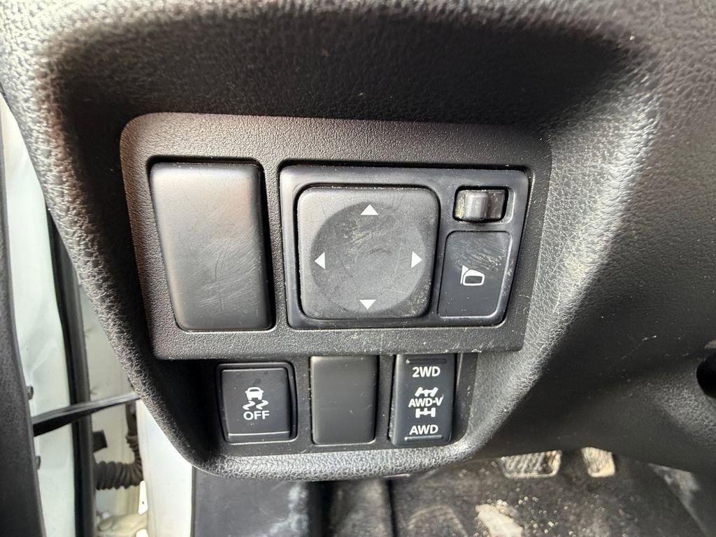 Used 2015 Nissan Juke NISMO image 24