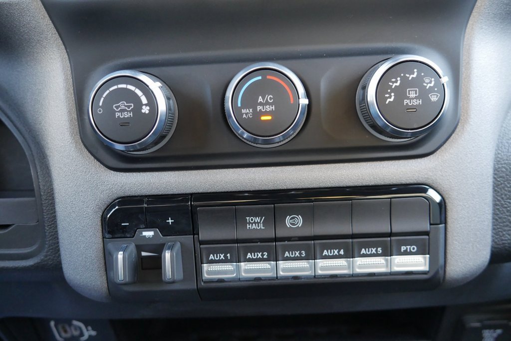 Used 2024 RAM 5500 Tradesman w/ Chrome Appearance Group image 18