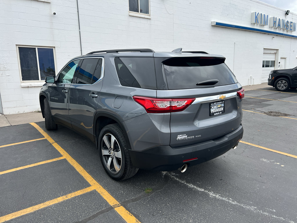 Used 2020 Chevrolet Traverse LT w/ LT Premium Package AWD/4WD image 5