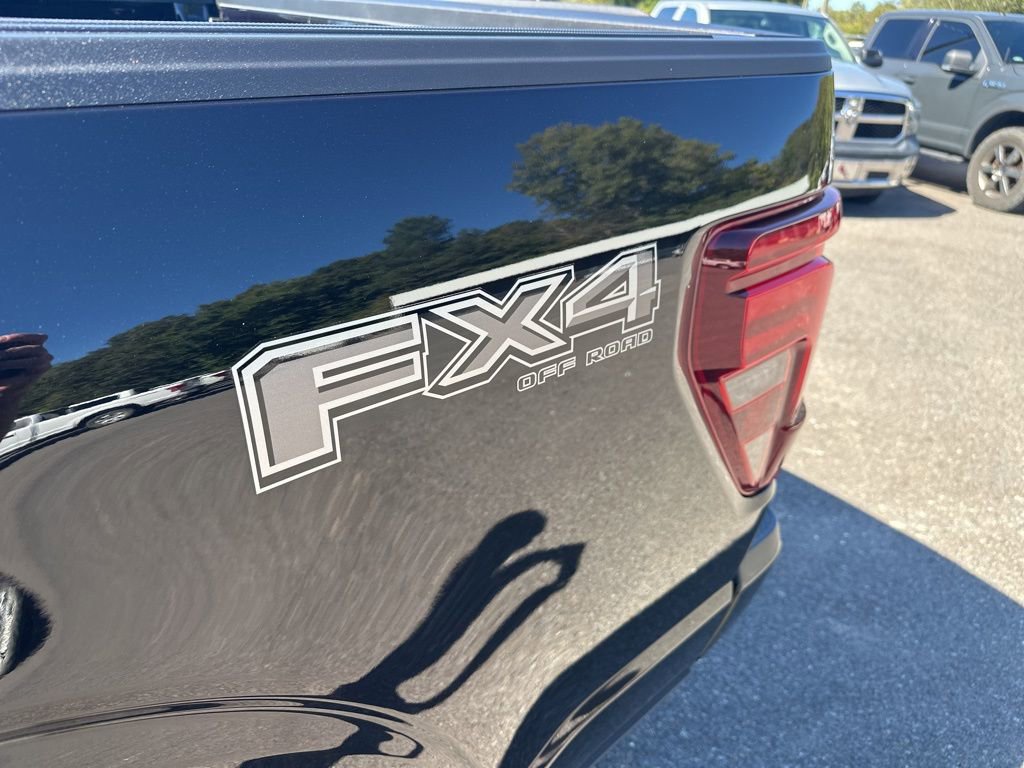 Used 2025 Ford F150 Lariat w/ Equipment Group 501A Mid image 12