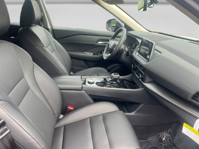 New 2026 Nissan Rogue Dark Armor AWD/4WD image 16