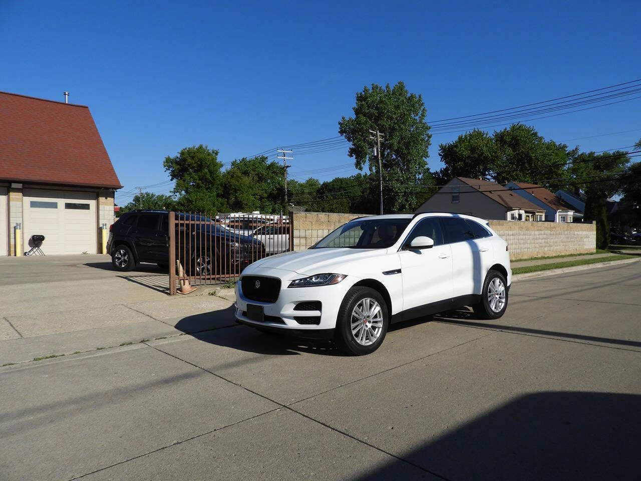 Used 2018 Jaguar F-PACE Prestige AWD/4WD image 6