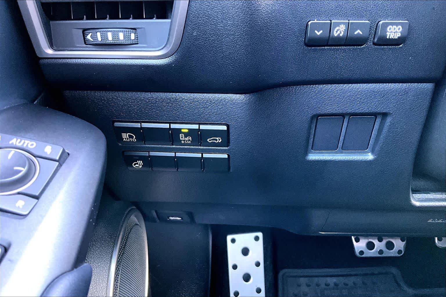 Used 2019 Lexus NX 300 F Sport w/ F Sport Premium Package FWD image 34