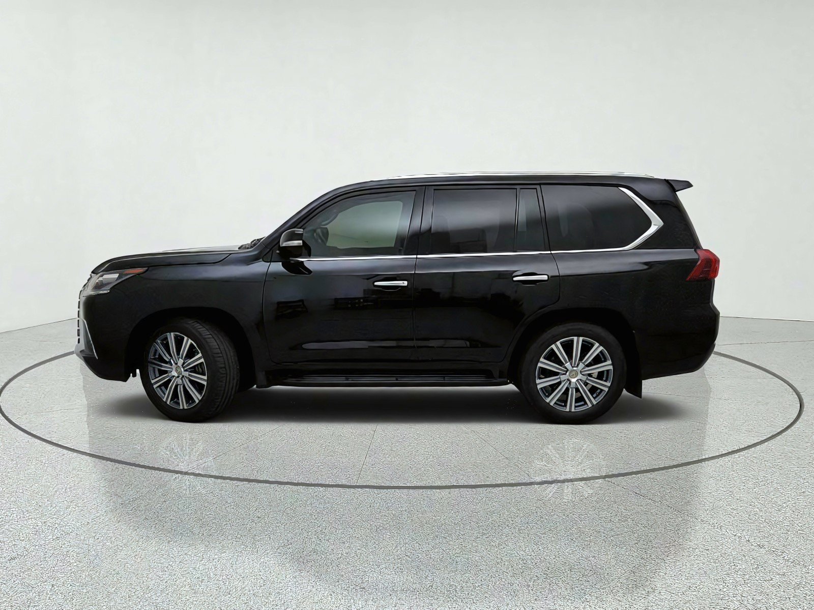 Used 2016 Lexus LX 570 4WD w/ Luxury Package image 14